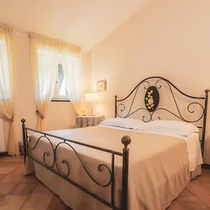 Caterina Alloggio per agriturismo Levanto